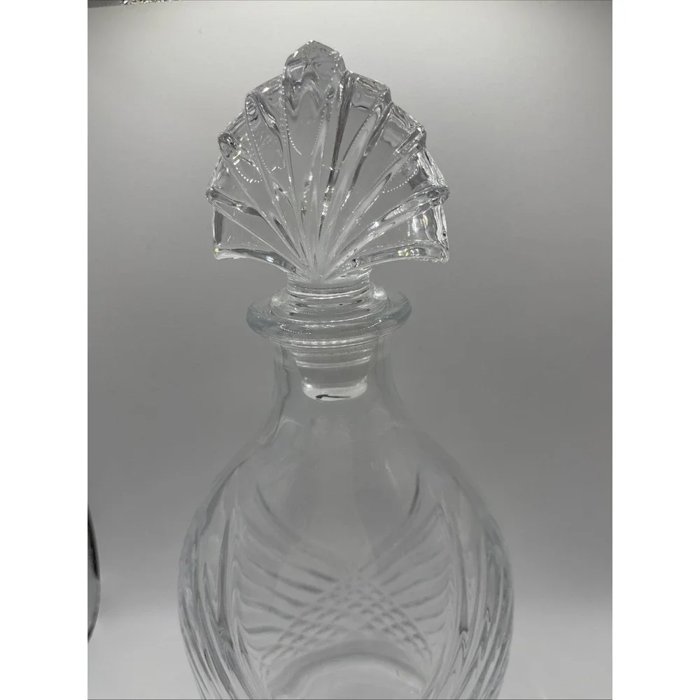 Vintage‎ Crystal Glass Wine Spirits Decanter with Fan Shell Stopper Cut Glass